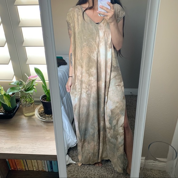 *sold* Sinew Moon Kaftan - Picture 2 of 2